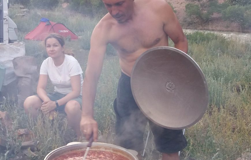 Dviejų pėrejų žygis žirgais Kirgizijoje, Ten Šanio kalnuose