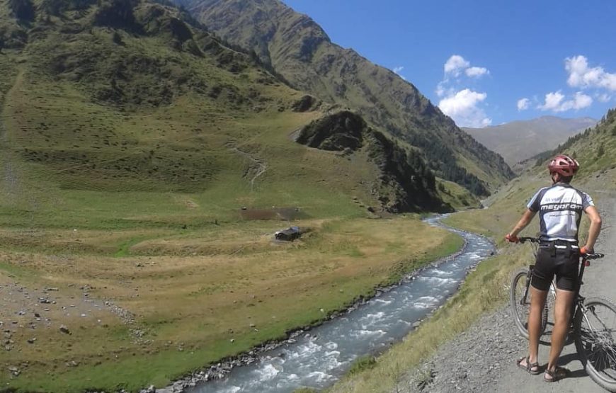 MTB dviračių žygis Sakartvele, Tušetijos regione.